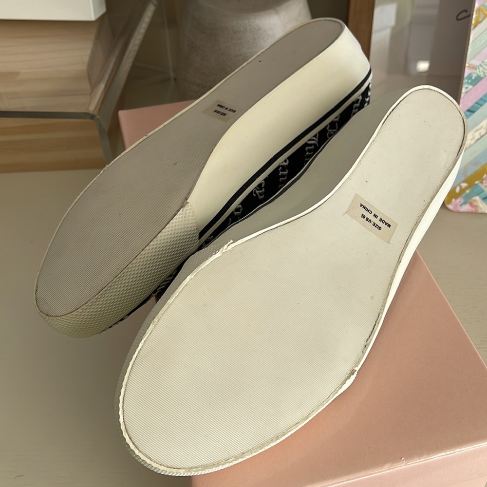 Juicy Couture Sonia Canvas Shoes - Picture 4 of 4